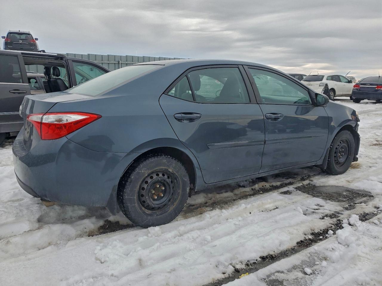 2016 TOYOTA COROLLA L photo 3