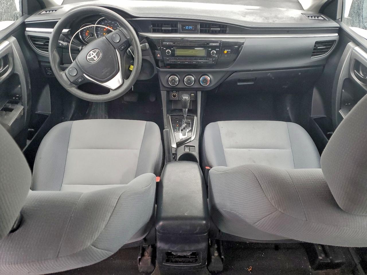2016 TOYOTA COROLLA L photo 8