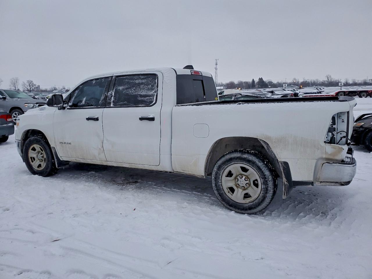 2019 RAM 1500 TRADESMAN photo 2