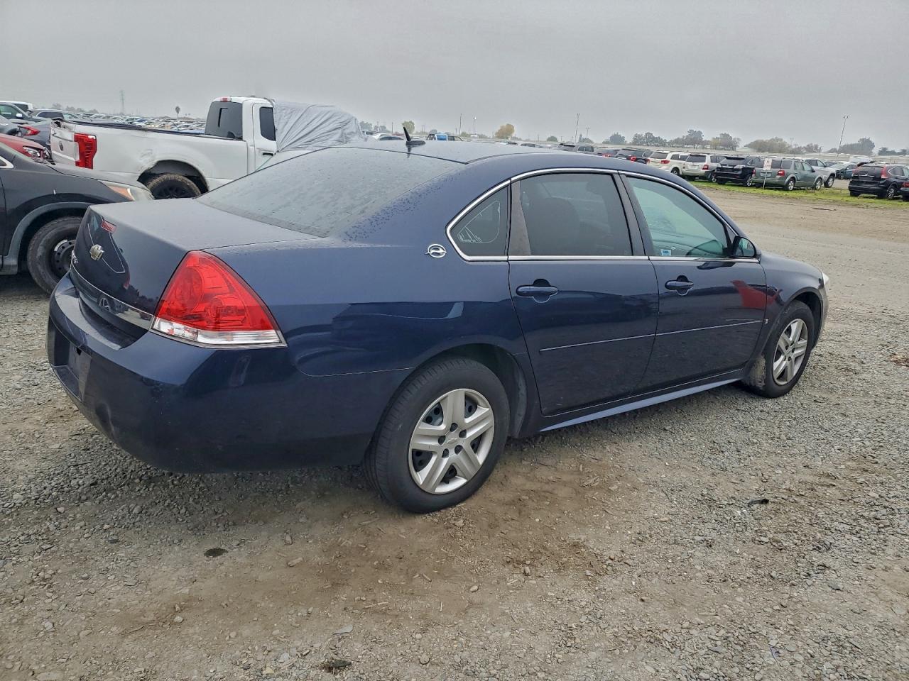 2009 CHEVROLET IMPALA LS photo 3
