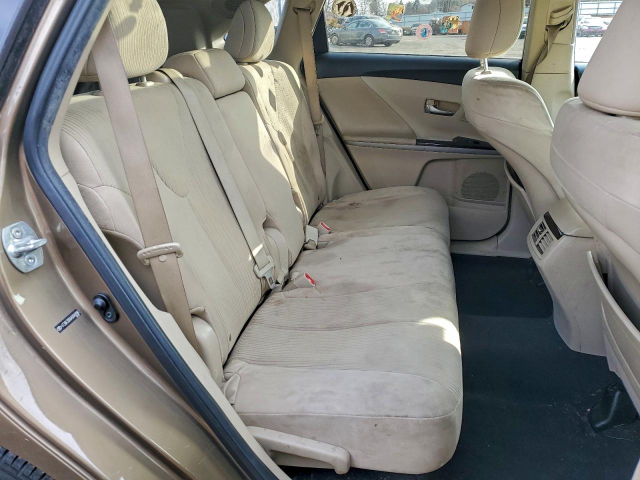 2010 TOYOTA VENZA photo 11
