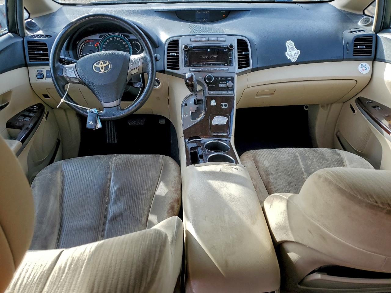 2010 TOYOTA VENZA photo 8