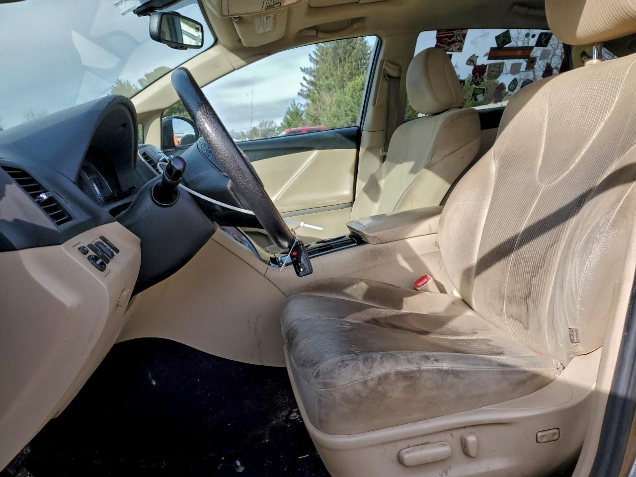 2010 TOYOTA VENZA photo 7