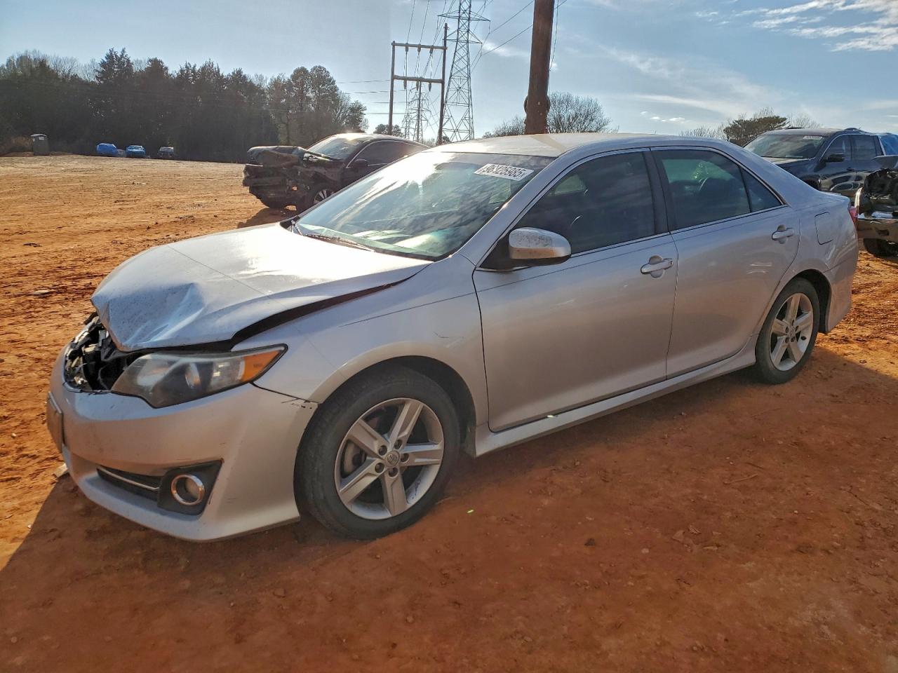 2014 TOYOTA CAMRY