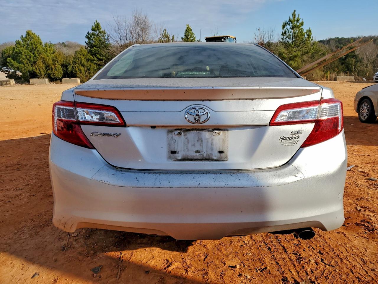2014 TOYOTA CAMRY L photo 6