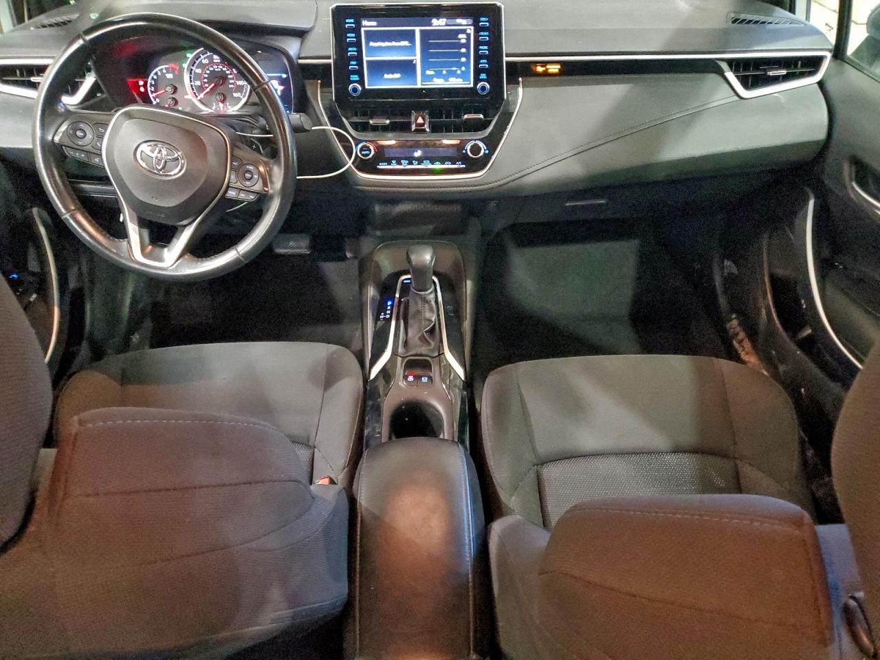 2020 TOYOTA COROLLA SE photo 8