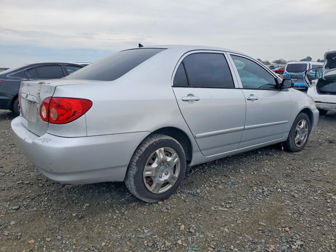 2007 TOYOTA COROLLA CE photo 3