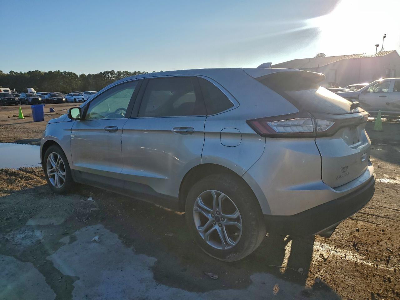 2017 FORD EDGE TITANIUM photo 2