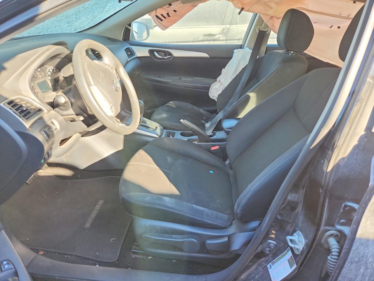 2016 NISSAN SENTRA S photo 7