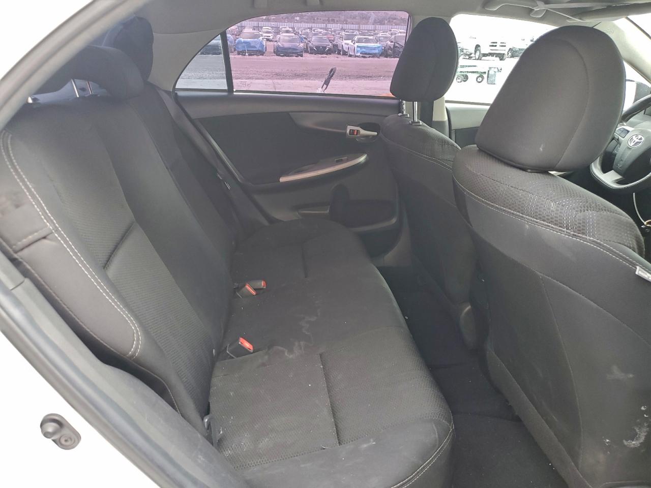 2013 TOYOTA COROLLA BASE photo 10