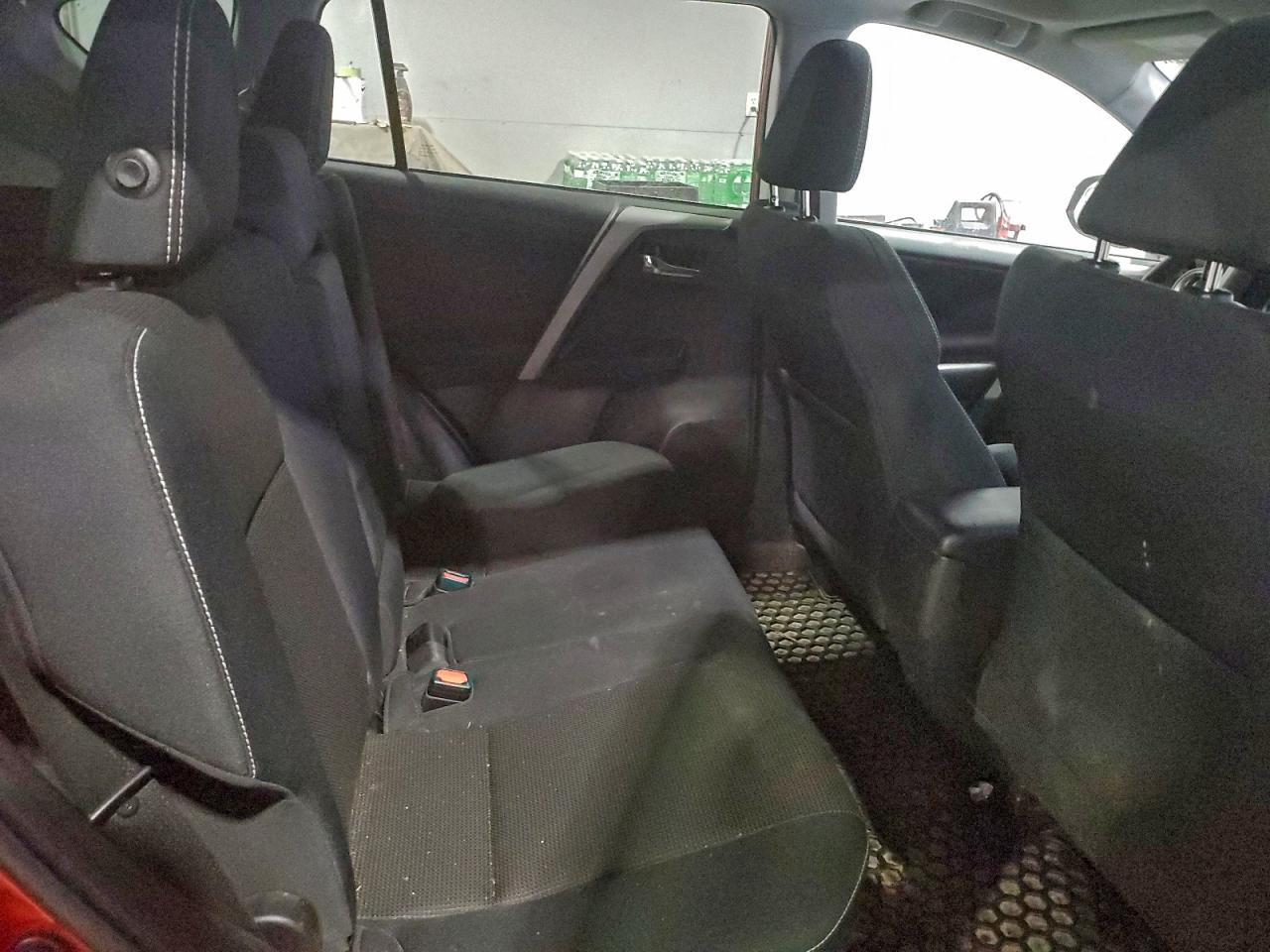 2017 TOYOTA RAV4 XLE photo 11