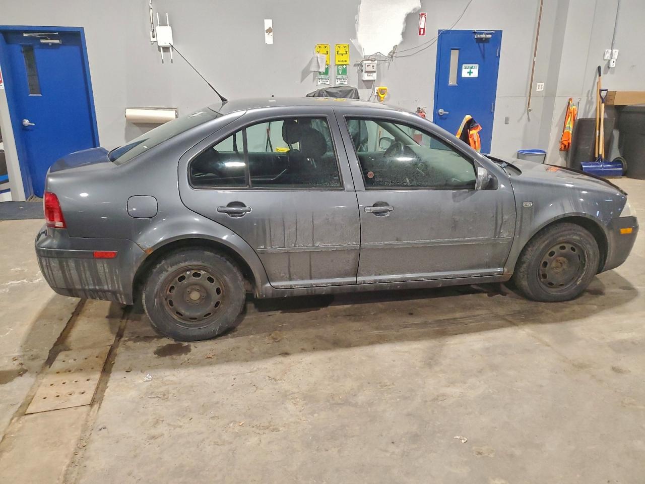 2008 VOLKSWAGEN CITY JETTA photo 3