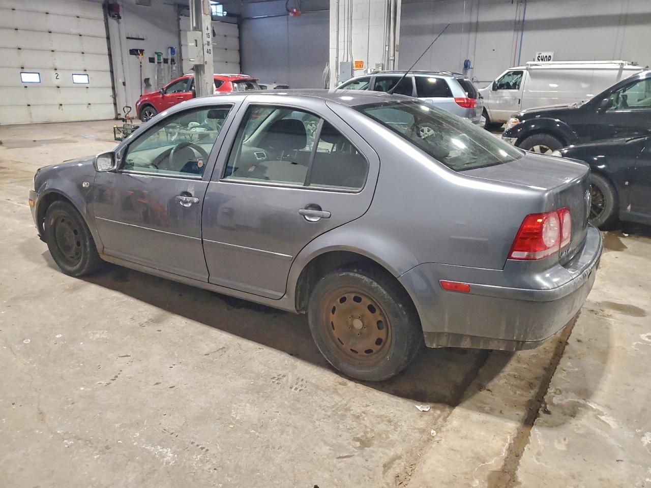 2008 VOLKSWAGEN CITY JETTA photo 2