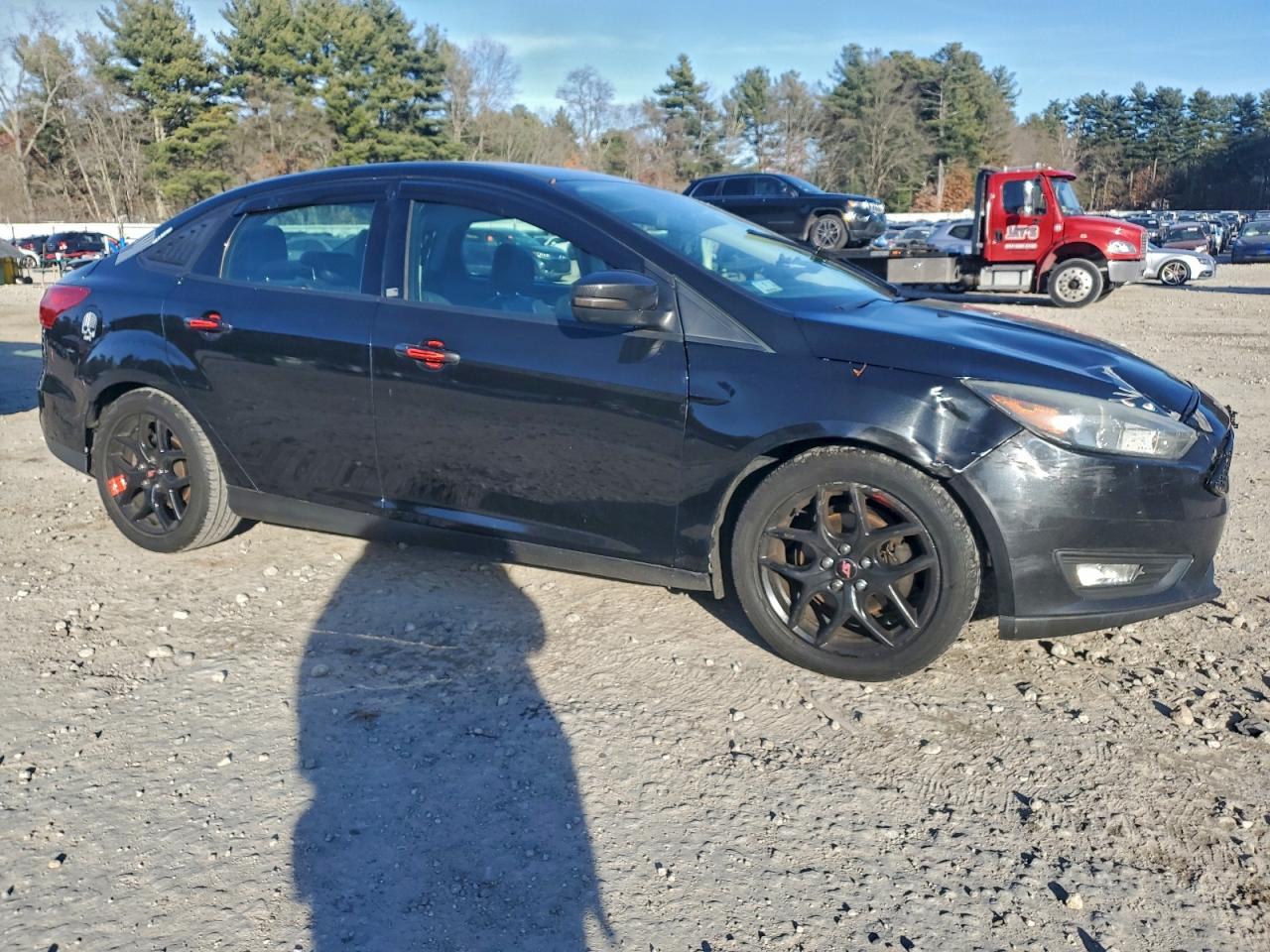 2015 FORD FOCUS SE photo 4