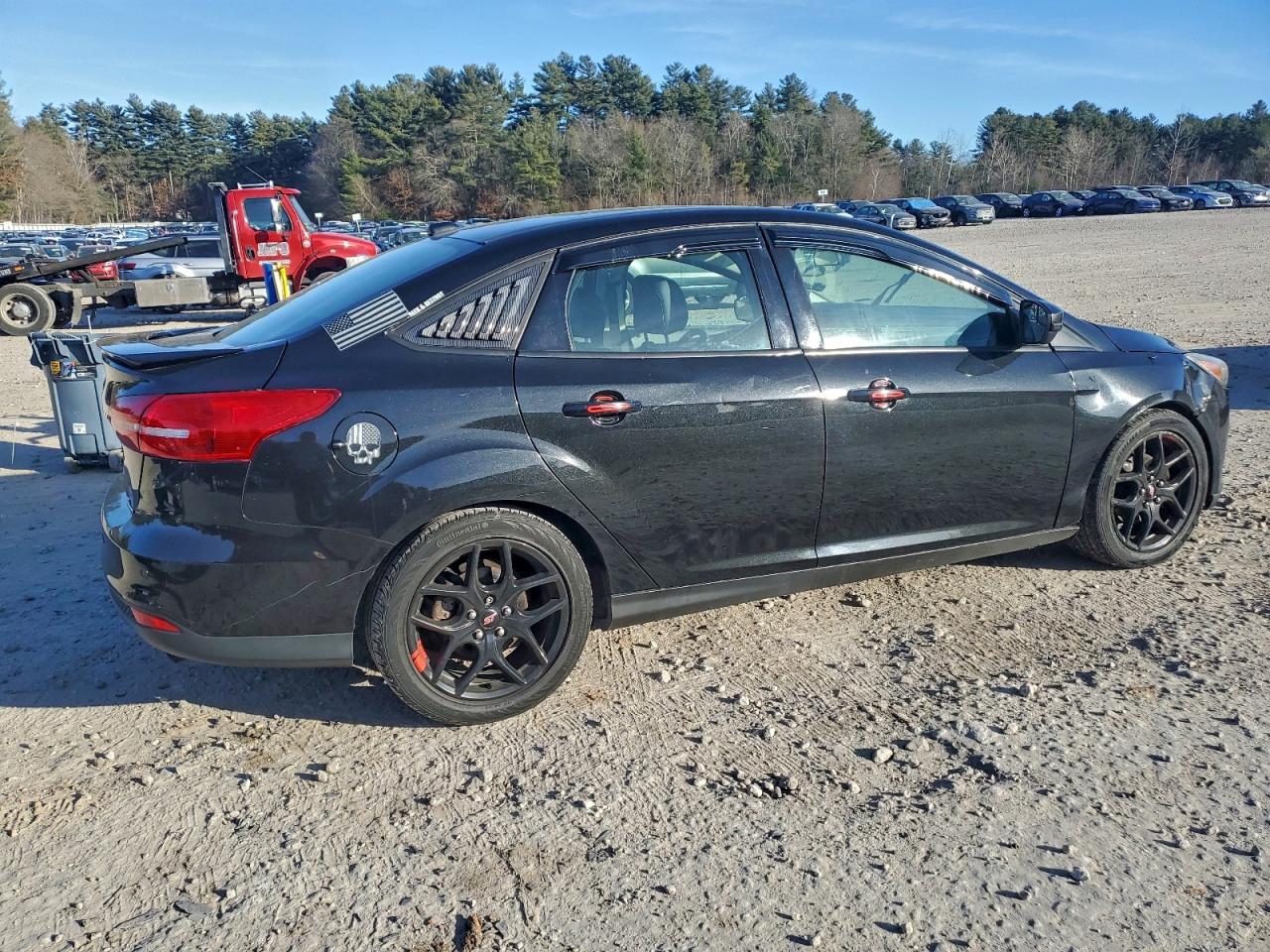 2015 FORD FOCUS SE photo 3