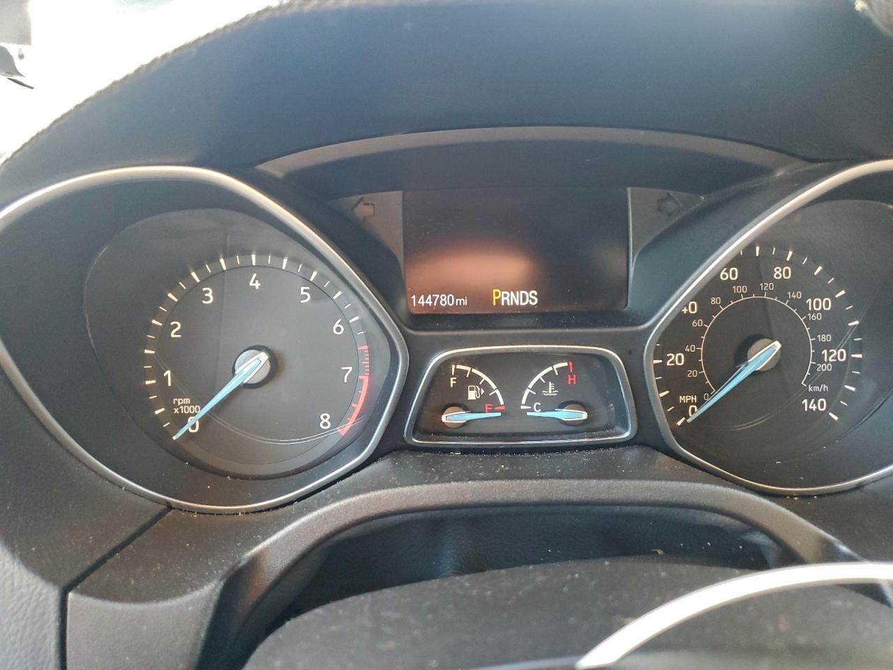2015 FORD FOCUS SE photo 9