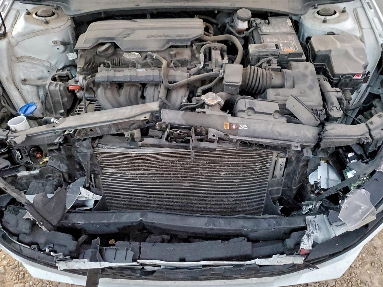 2022 HYUNDAI ELANTRA SE photo 11