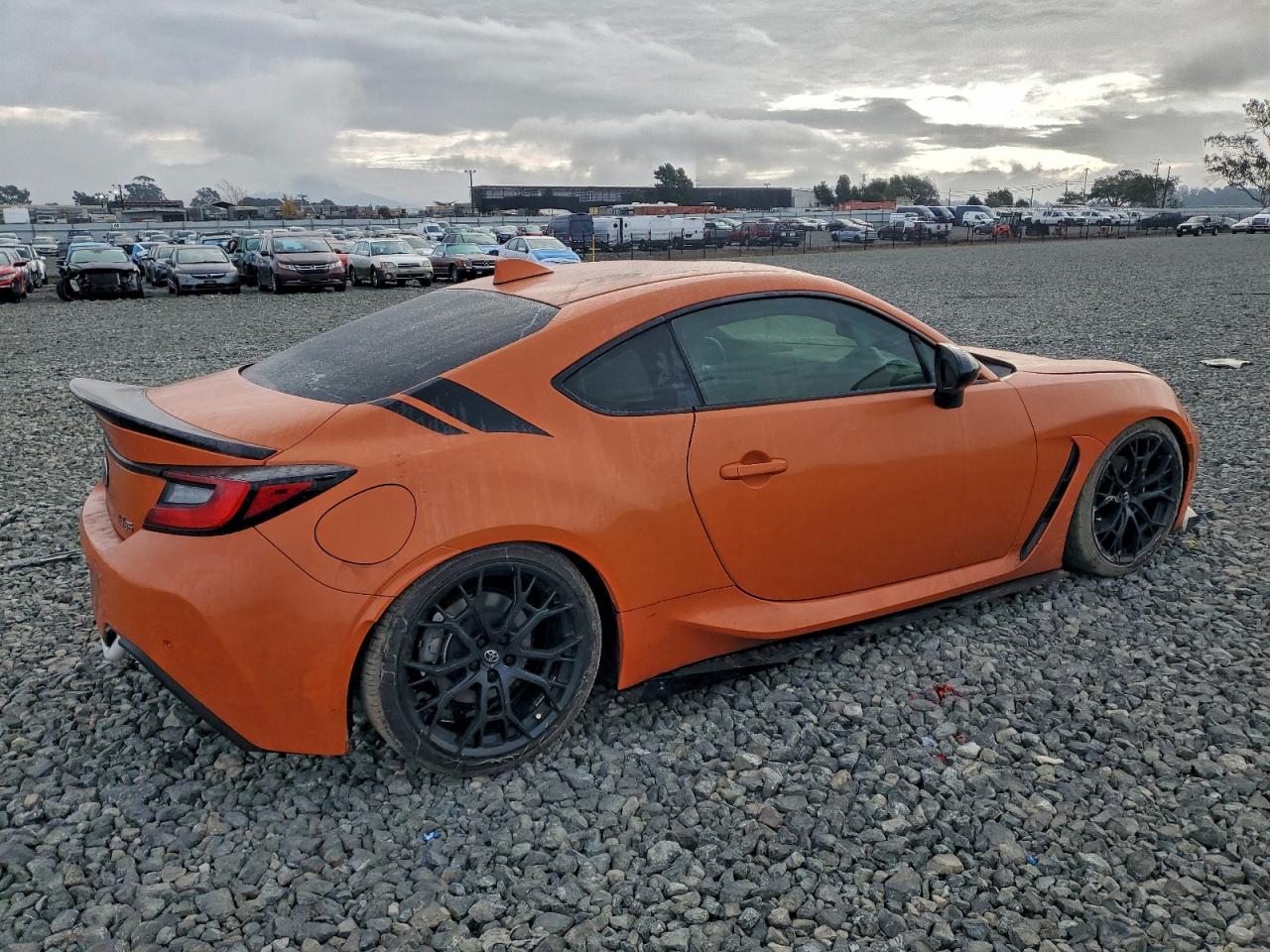 2023 TOYOTA GR 86 PREMIUM photo 3