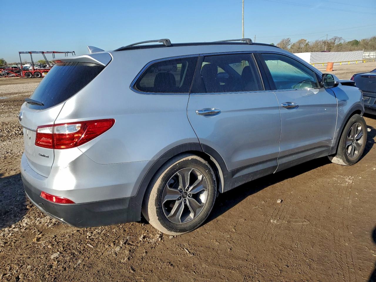 2014 HYUNDAI SANTA FE GLS photo 3