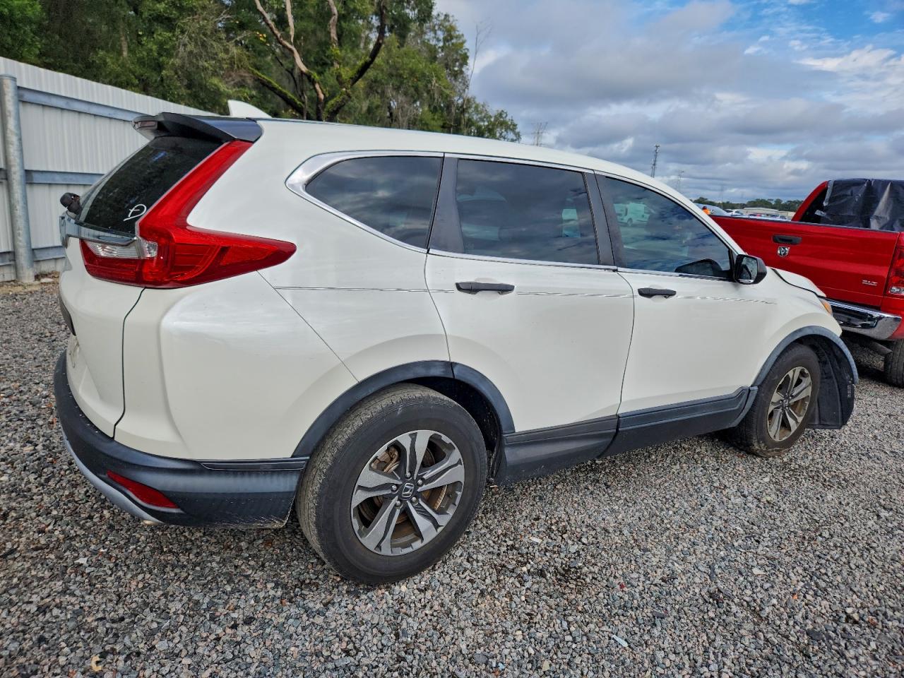 2018 HONDA CR-V LX photo 3