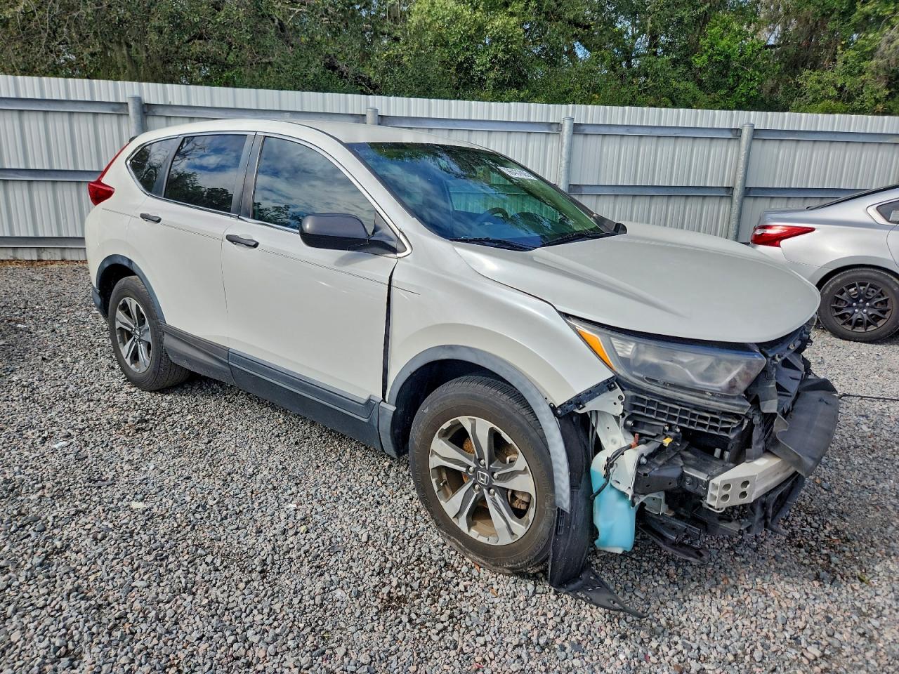 2018 HONDA CR-V LX photo 4
