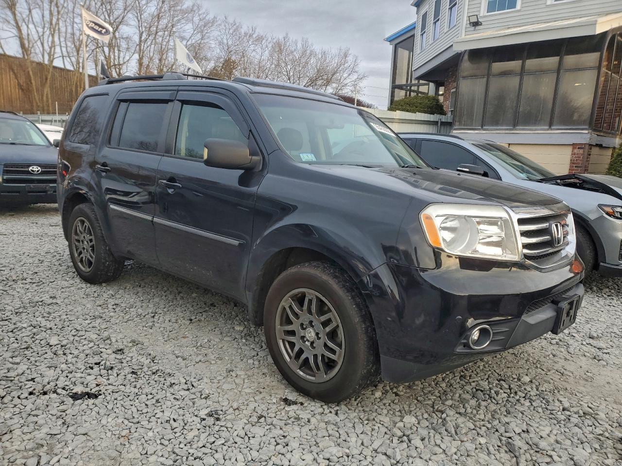 2013 HONDA PILOT TOURING photo 4