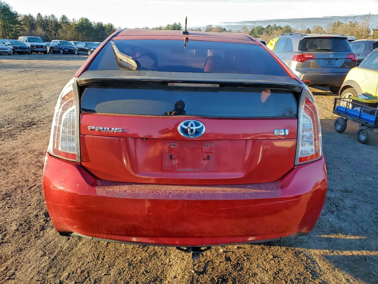 2012 TOYOTA PRIUS photo 6
