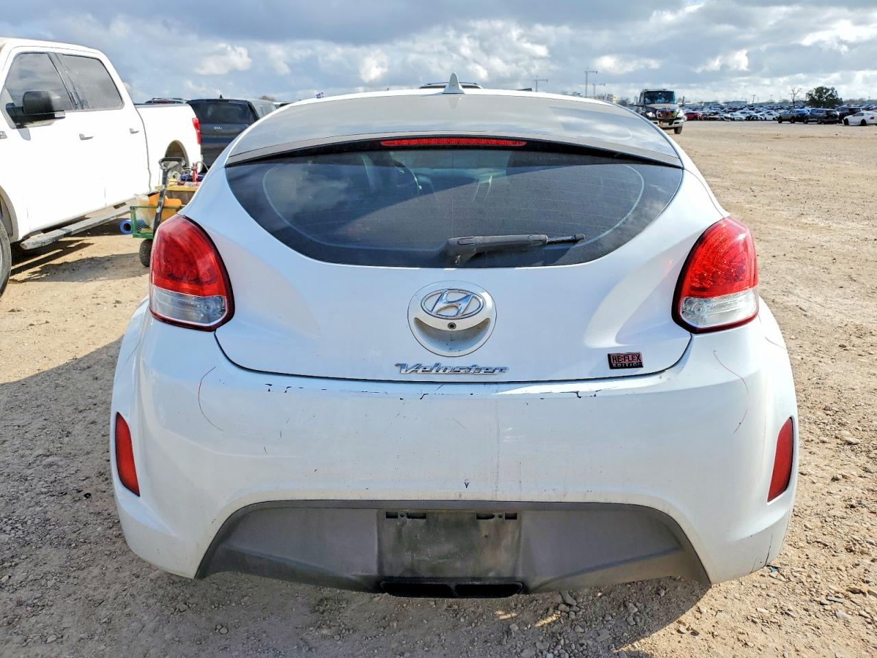 2015 HYUNDAI VELOSTER photo 6
