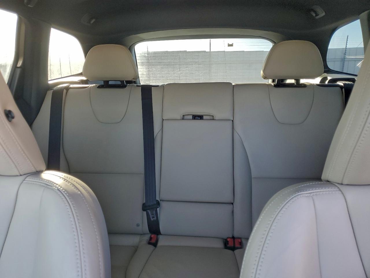 2015 VOLVO XC60 T5 PLATINUM photo 28