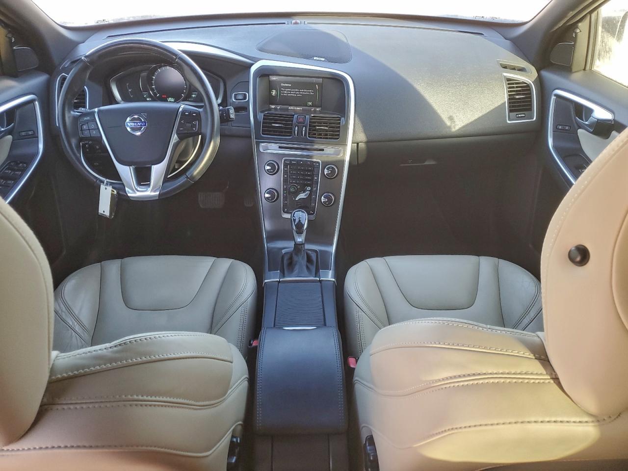 2015 VOLVO XC60 T5 PLATINUM photo 22