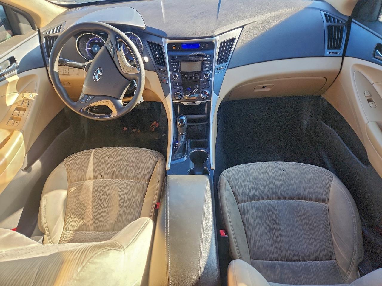 2012 HYUNDAI SONATA GLS photo 8