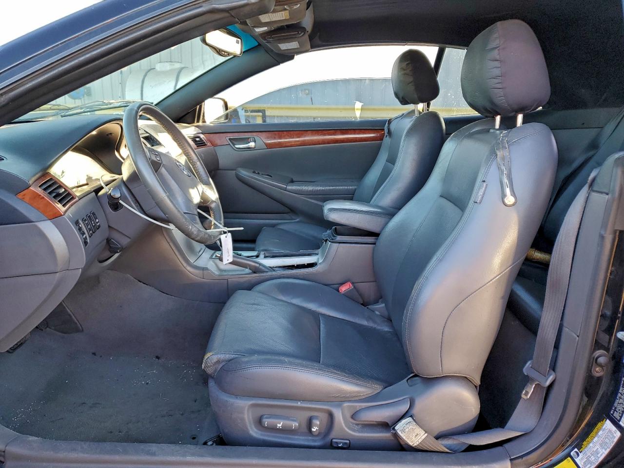 2006 TOYOTA CAMRY SOLARA SE photo 7