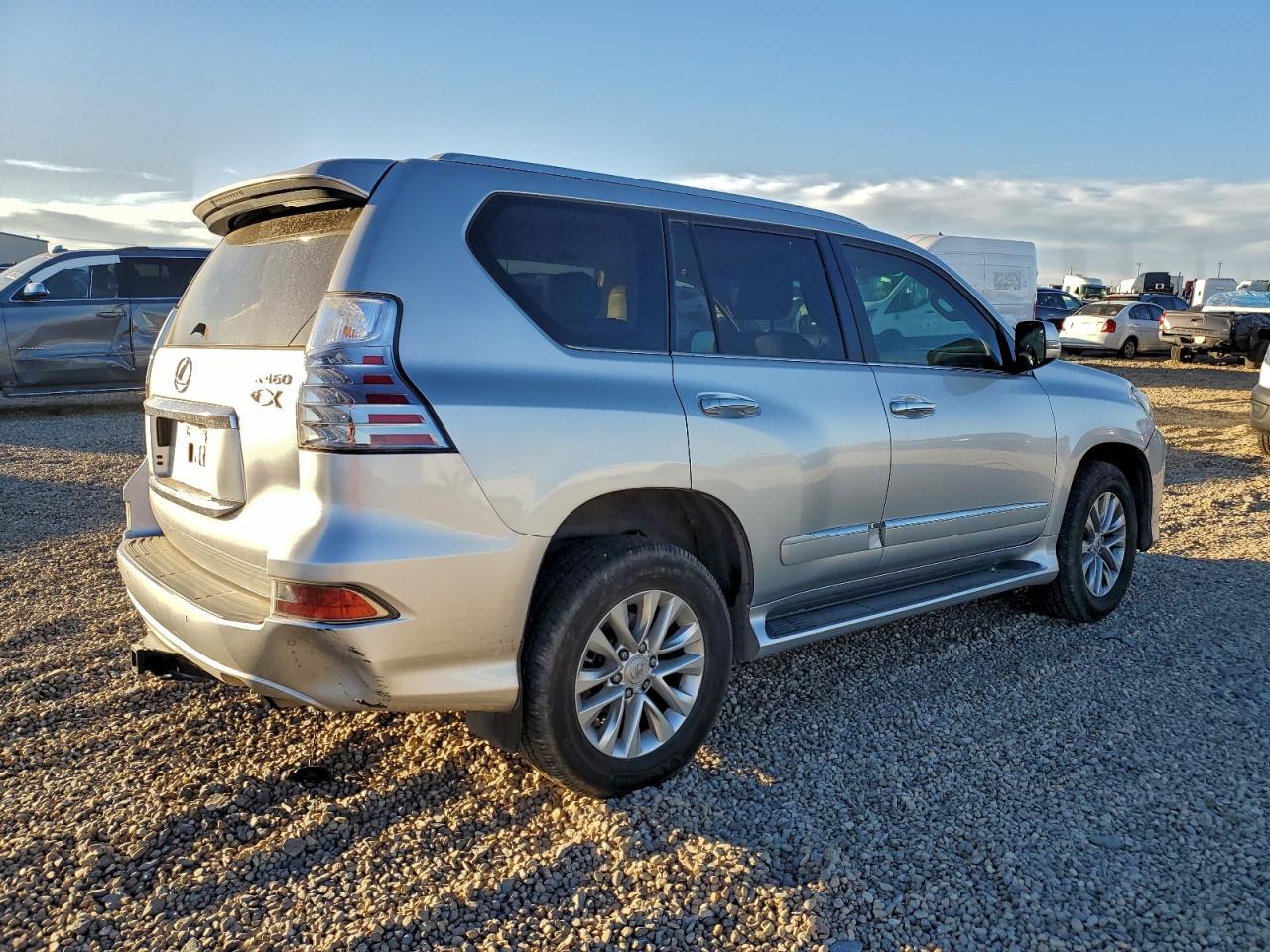 2015 LEXUS GX 460 photo 3