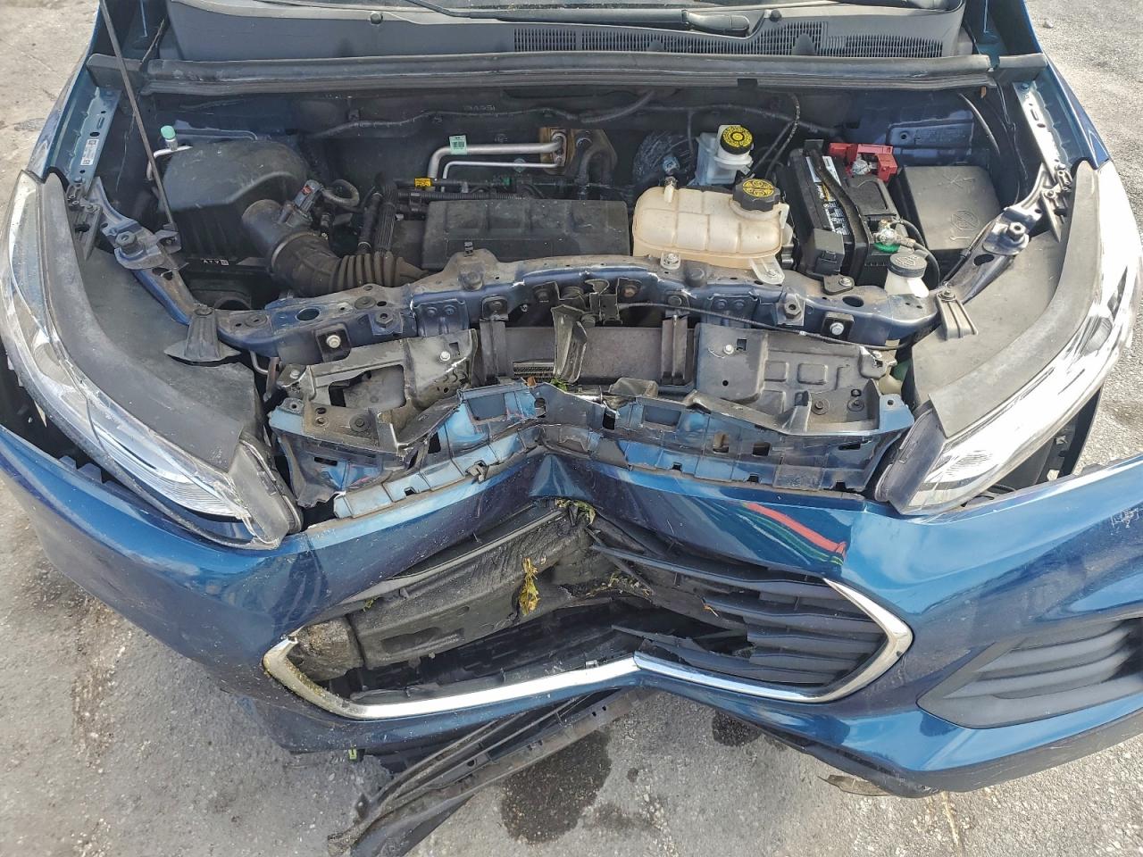 2020 CHEVROLET TRAX 1LT photo 12