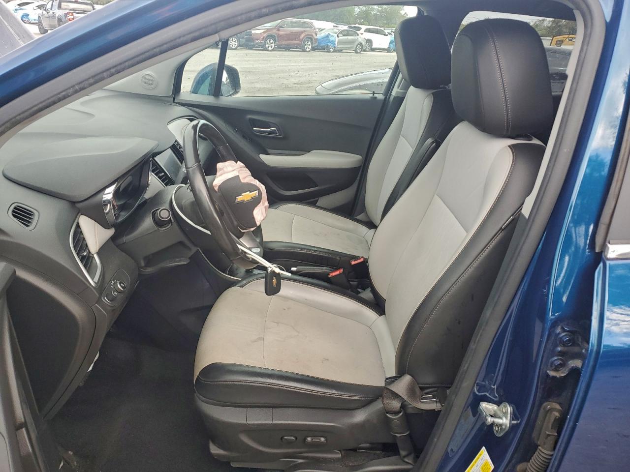2020 CHEVROLET TRAX 1LT photo 7
