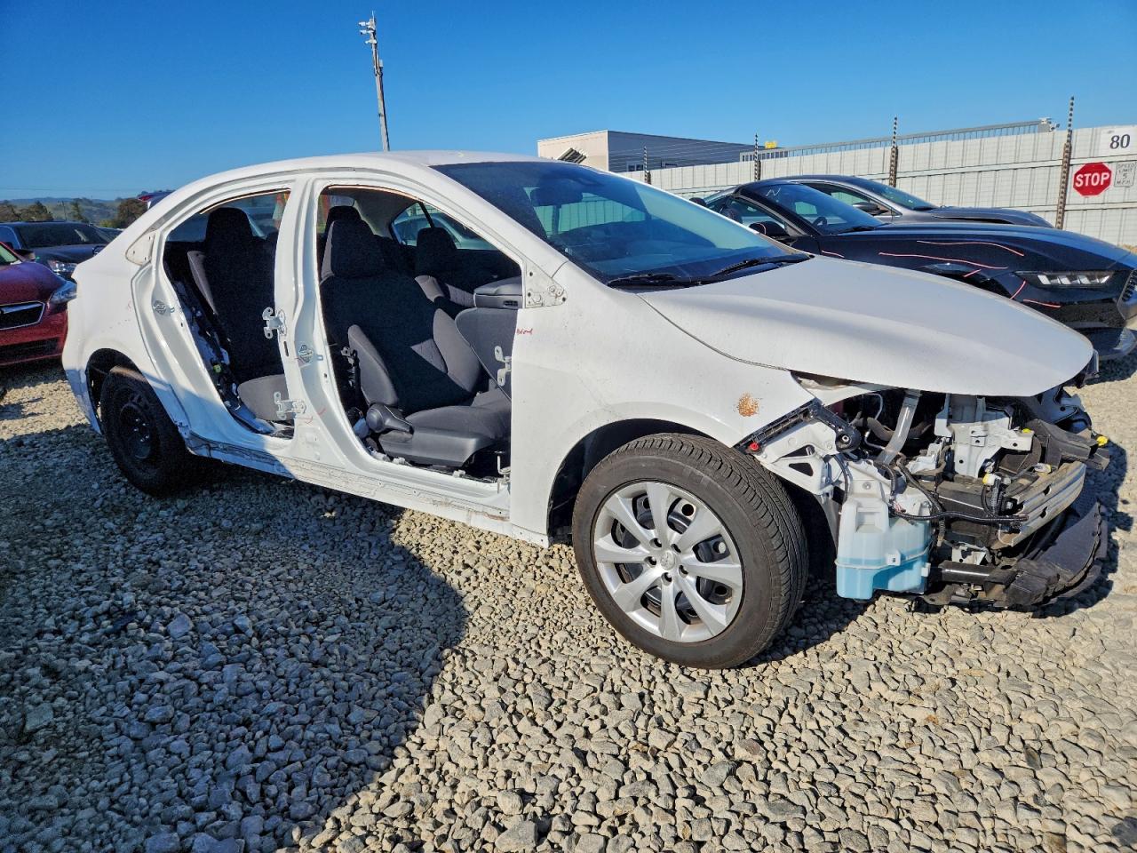2020 TOYOTA COROLLA LE photo 4