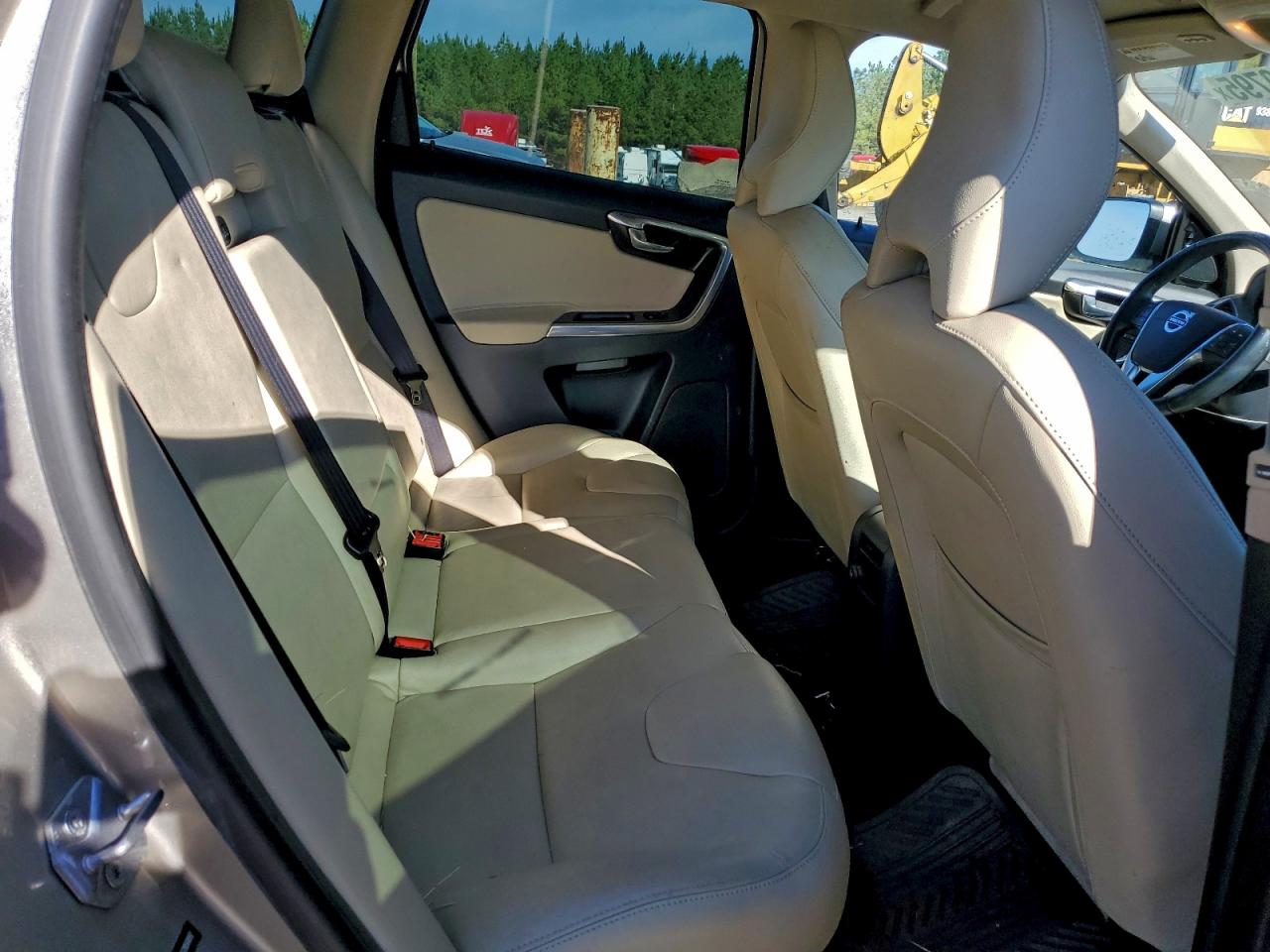 2016 VOLVO XC60 T5 PREMIER photo 10