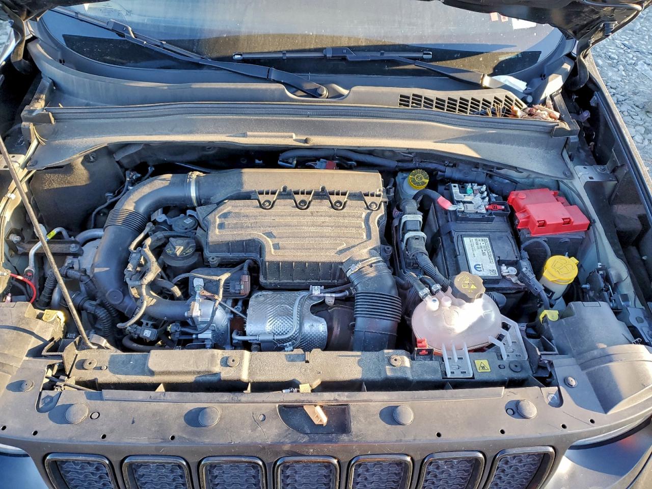 2023 JEEP RENEGADE ALTITUDE photo 23