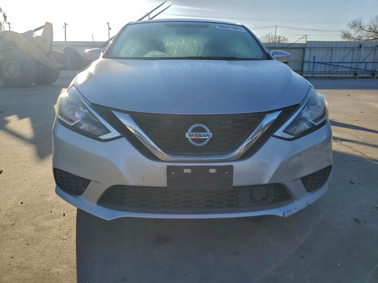 2019 NISSAN SENTRA S photo 5