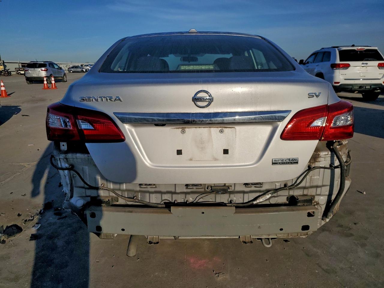 2019 NISSAN SENTRA S photo 6