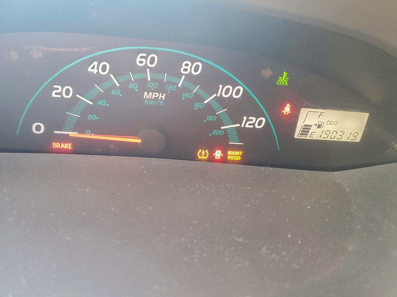 2008 TOYOTA YARIS photo 9