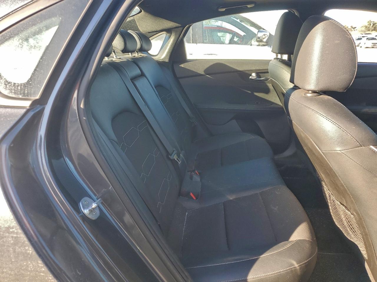 2023 KIA FORTE GT LINE photo 10