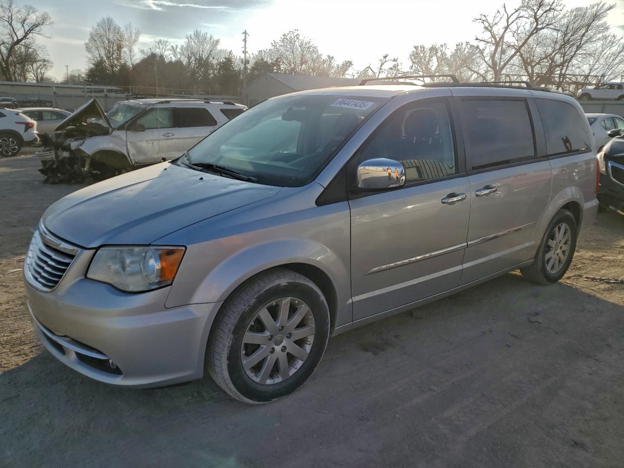 2012 CHRYSLER TOWN & COUNTRY