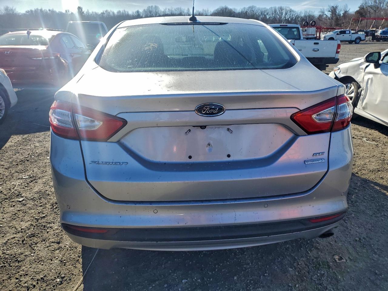 2014 FORD FUSION SE photo 6