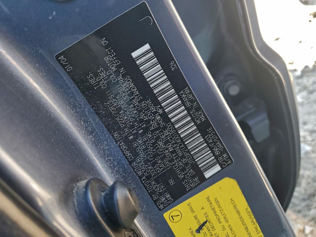 2004 TOYOTA HIGHLANDER BASE photo 13