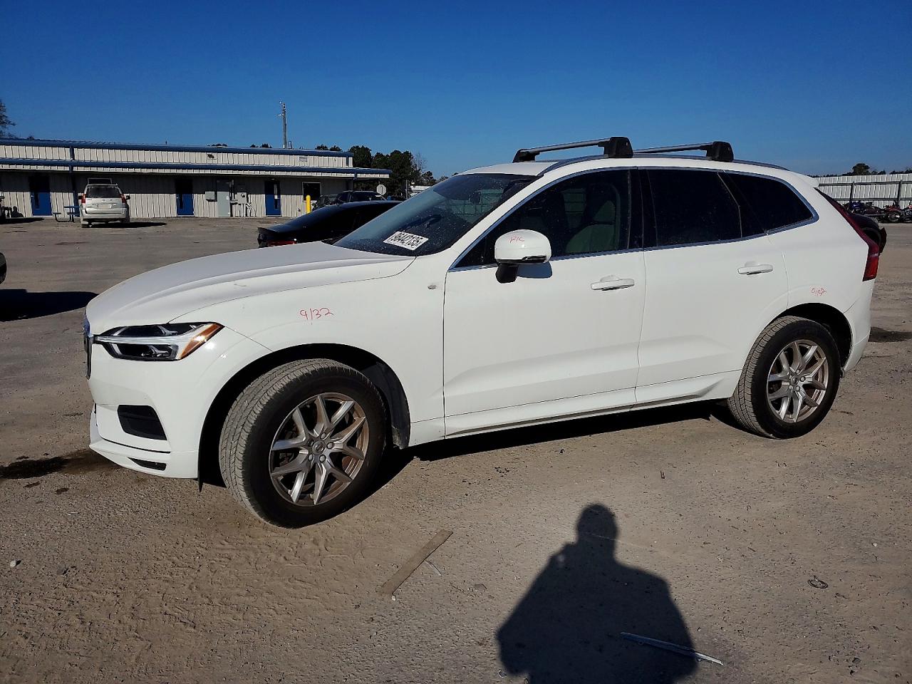 2020 VOLVO XC60