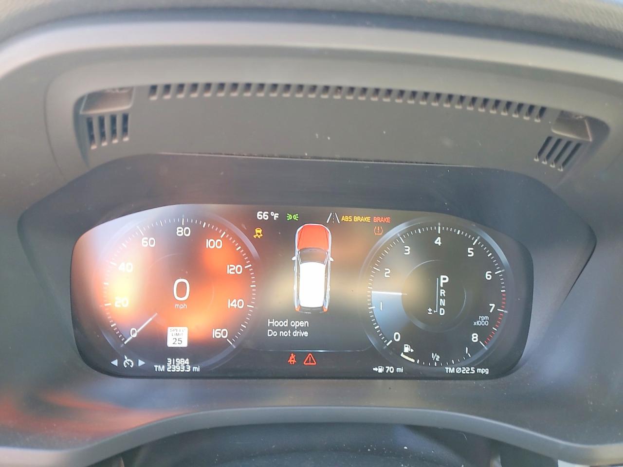 2020 VOLVO XC60 T5 MOMENTUM photo 25