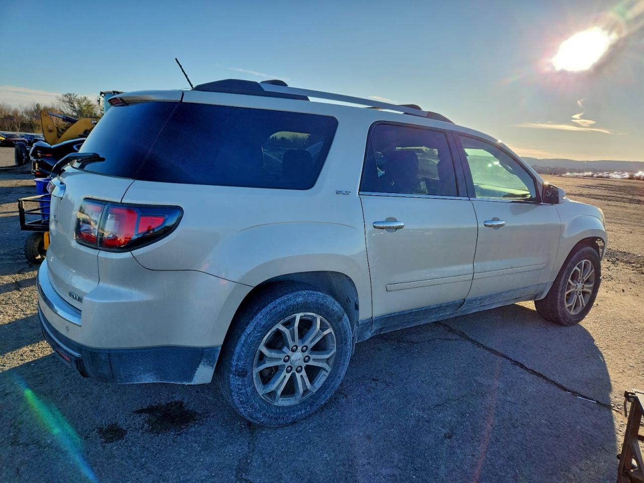 2015 GMC ACADIA SLT-2 photo 3