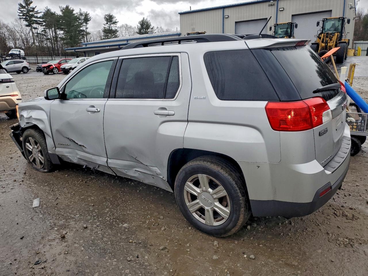 2015 GMC TERRAIN SLE photo 2
