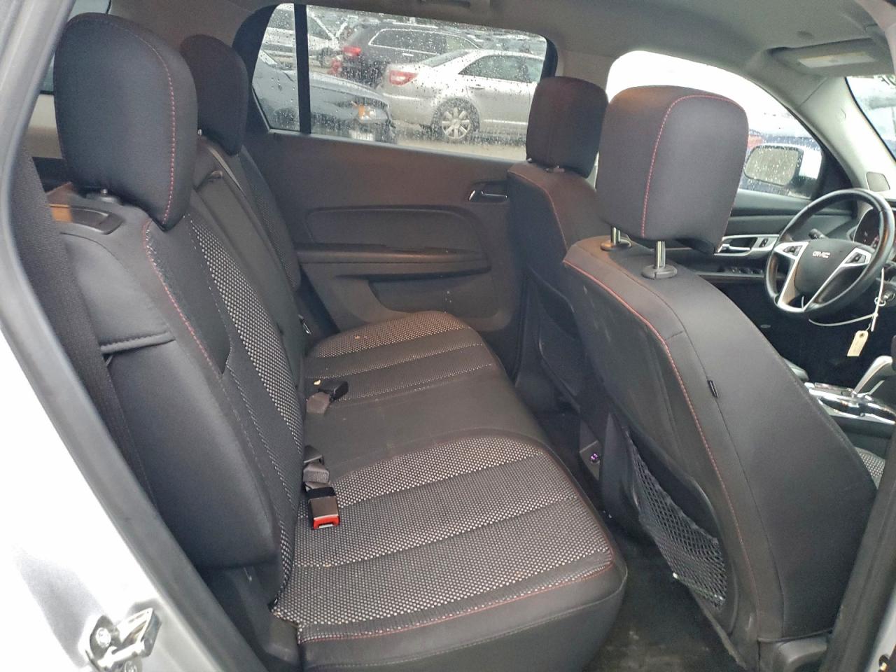2015 GMC TERRAIN SLE photo 11